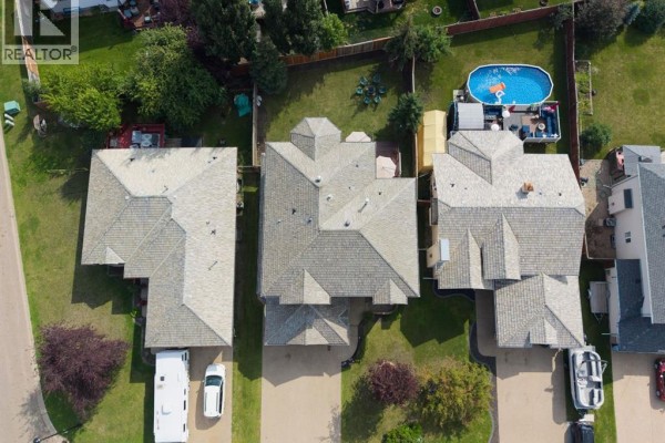 117 Burton Place, Fort Mcmurray, AB, photo 2