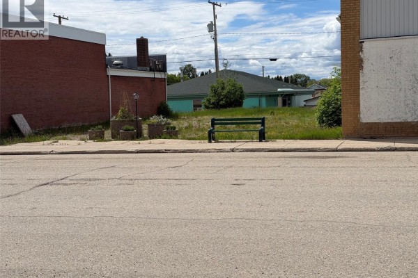 117 Churchill Street, Hudson Bay, SK S0E0Y0 Photo 2