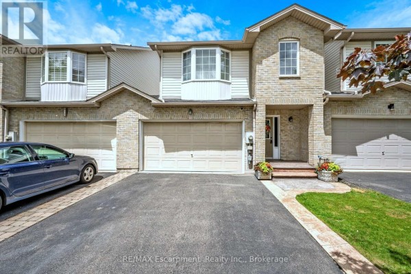 117 Frances Avenue, Hamilton, ON, photo 2