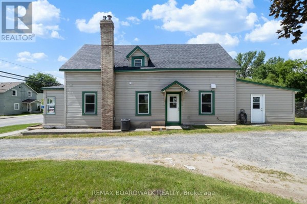 117 George Street, Lanark Highlands, ON, photo 3