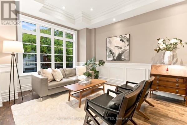 Dining room - 117 Glengarry Avenue, Toronto, ON M5M1E1 Photo 4