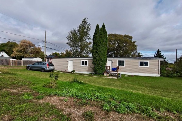 117 Market Street, Carberry, MB R0K0H0 Photo 4