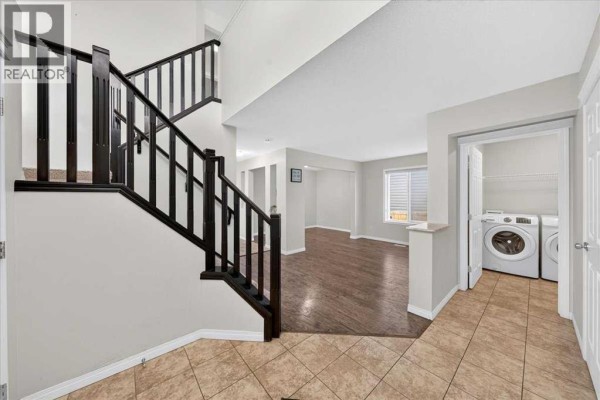 Kitchen - 117 Panora Way Nw, Calgary, AB T3K0R4 Photo 3