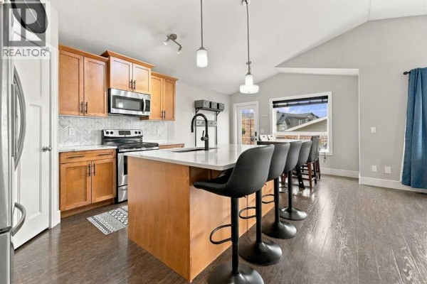 Primary Bedroom - 117 Portway Close, Blackfalds, AB T4M0G7 Photo 5