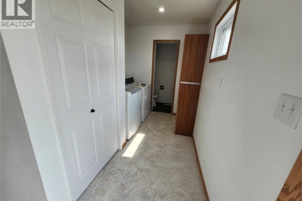 4pc Bathroom - 117 Railway Avenue, Prelate, SK S0N2B0 Photo 4