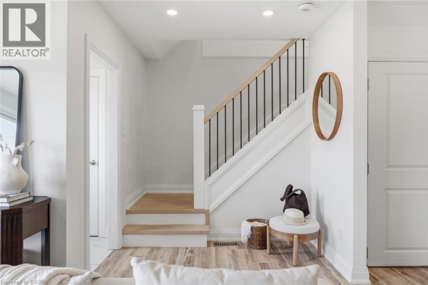 Bedroom - 117 West 5th Street, Hamilton, ON L9C3N7 Photo 4