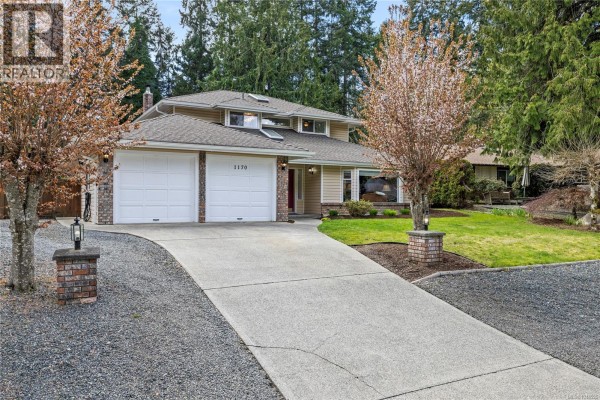 1170 Clubhouse Dr, Qualicum Beach, BC, photo 2