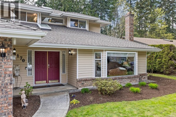 1170 Clubhouse Dr, Qualicum Beach, BC, photo 3