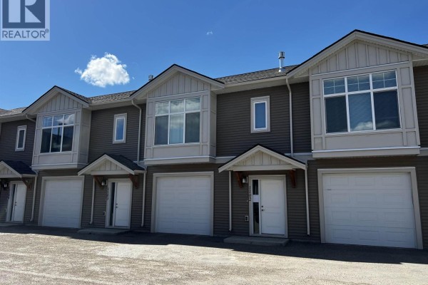 11703 102 Street, Fort St  John, BC V1J0R7 Photo 5