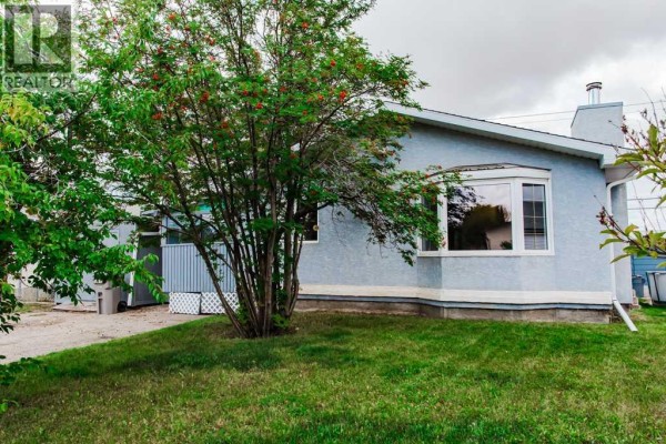 3pc Bathroom - 11706 98 Street, Grande Prairie, AB T8V3N8 Photo 3