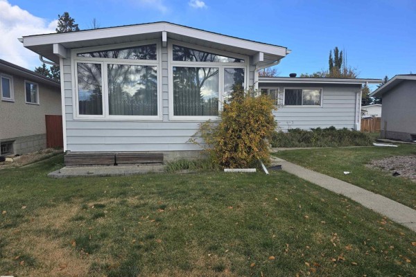 Dining room - 11736 43 Av Nw, Edmonton, AB T6J0Y7 Photo 2