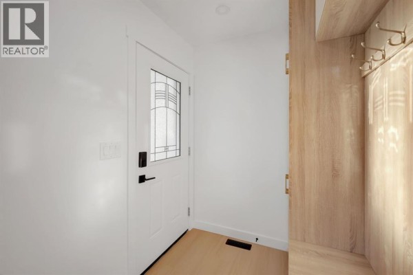 Bedroom - 1174 Abbeydale Drive Ne, Calgary, AB T2A6L1 Photo 4