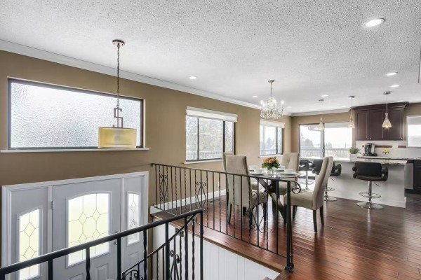 1175 Stevens Street, White Rock, BC V4B4X9 Photo 4