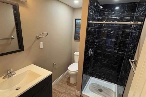 1175 Wyandotte Street East, Windsor, ON, photo 2