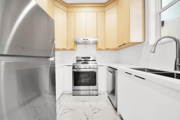 11775 82b Avenue, Delta, BC V4C2E8 Photo 5