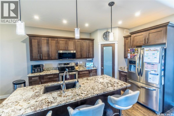 Laundry room - 1178 Meier Drive, Moose Jaw, SK S6J0B2 Photo 5