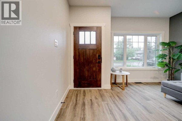 4pc Bathroom - 1179 James Avenue, Pincher Creek, AB T0K1W0 Photo 2