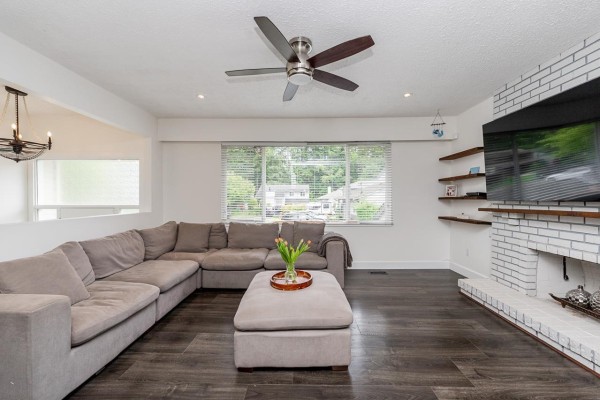 11792 80a Avenue, Delta, BC V4C7T9 Photo 4