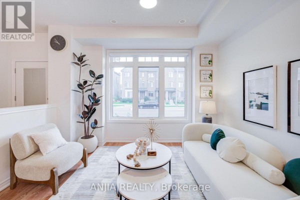 Eating area - 11794 Tenth Line, Whitchurch Stouffville, ON L4A5G2 Photo 4