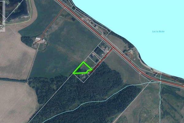 #118, 15421 Old Trail, Plamondon, AB T0A2T0 Photo 4