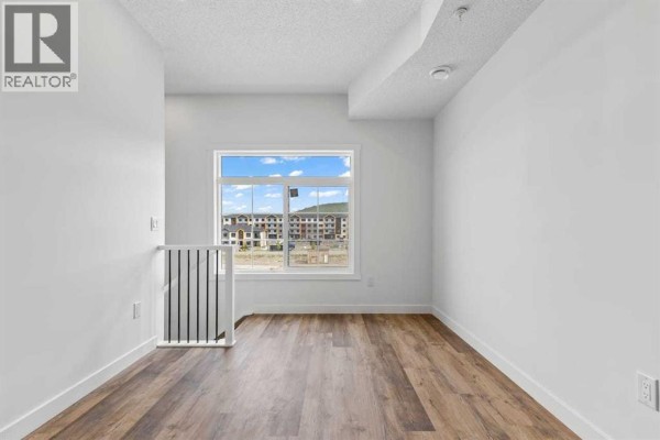 4pc Bathroom - 118, 156 Park Street, Cochrane, AB T4C3H3 Photo 4