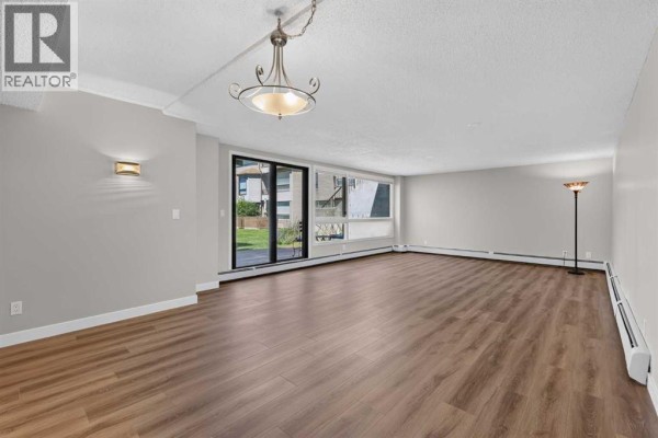 Primary Bedroom - 118, 2425 90 Avenue Sw, Calgary, AB T2V4X8 Photo 4