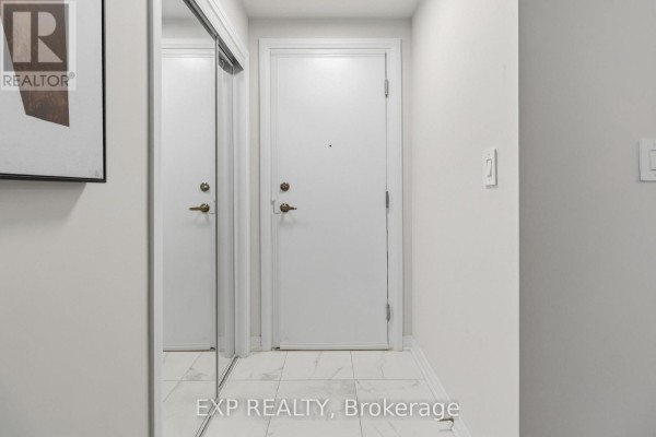 Bedroom 2 - 118 - 1569 Rose Way, Milton, ON L9E1N4 Photo 5