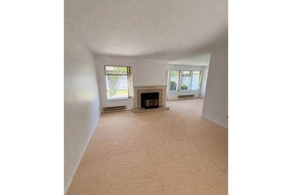 118 14220 19a Avenue, Surrey, BC V4A8K8 Photo 4