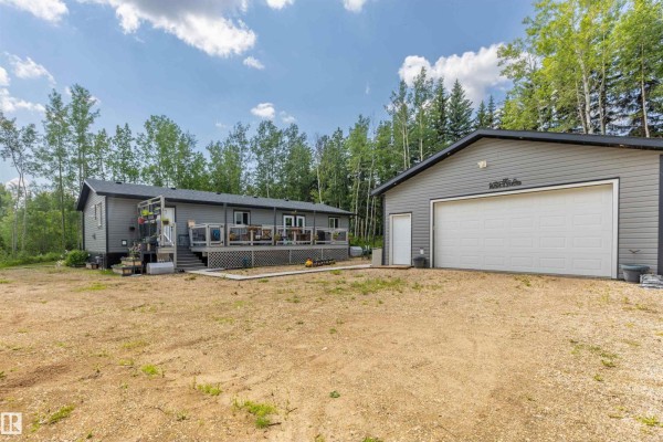 Kitchen - #118 55107 Rge Road 33, Rural Lac Ste  Anne County, AB T0E1V0 Photo 3