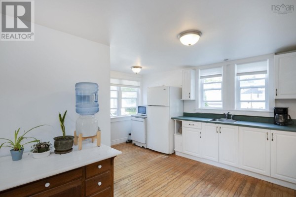 118 Belcher Street, Kentville, NS B4N1C9 Photo 5