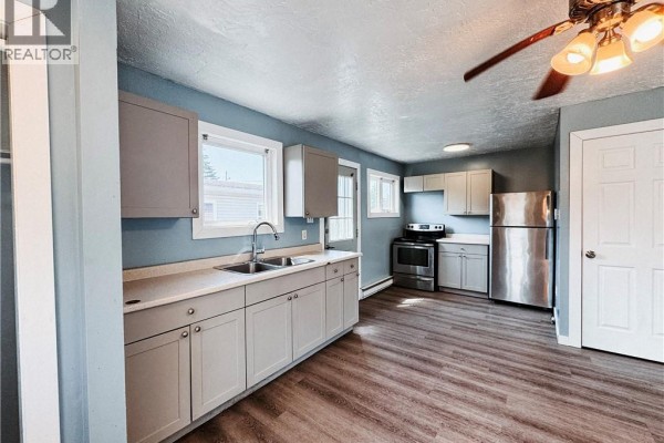 4pc Bathroom - 118 Cedar Street, Moncton, NB E1C7L4 Photo 4
