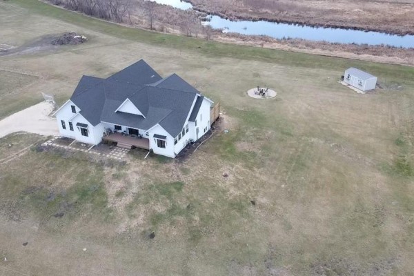 118 Centre Street, Portage La Prairie Rm, MB R0H0S0 Photo 2