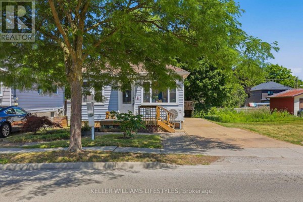 118 Emery Street W, London South, ON N6J1S1 Photo 2