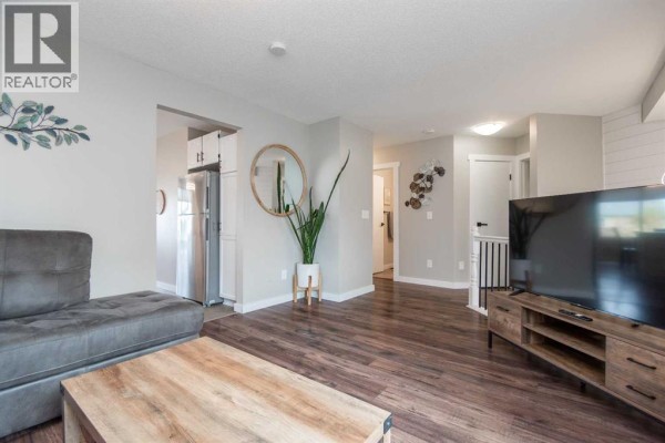 Primary Bedroom - 118 Eversole Crescent, Red Deer, AB T4R2H8 Photo 4