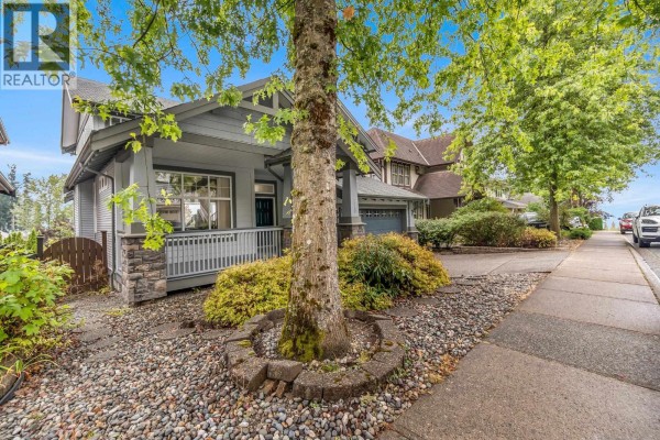 118 Fernway Drive, Port Moody, BC V3H5L9 Photo 2
