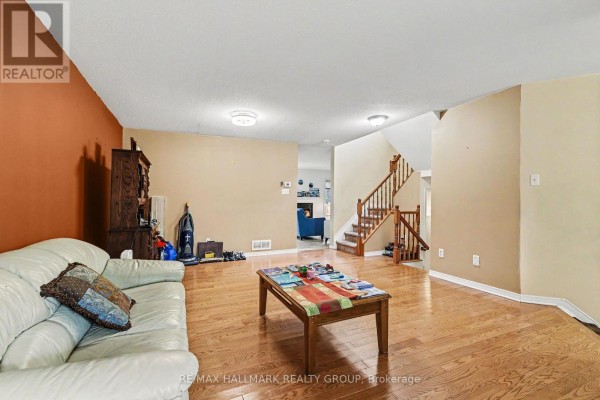 118 Hollowbrook Drive, Ottawa, ON K2J5N8 Photo 5