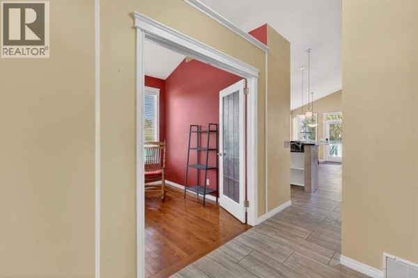 Other - 118 Invermere Drive, Chestermere, AB T1X1L1 Photo 5