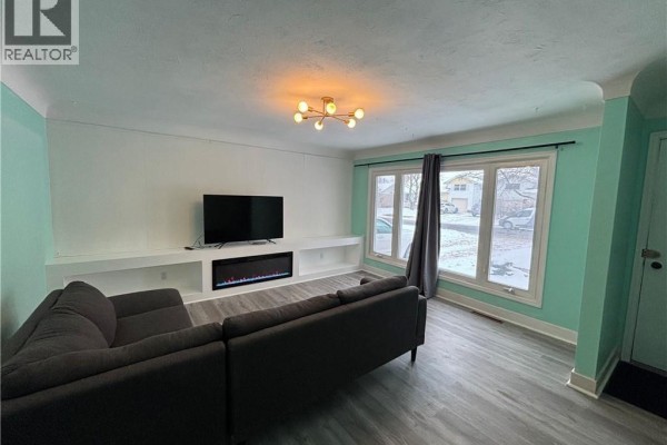 Bedroom - 118 Jacobson Avenue Unit# Upper, St  Catharines, ON L2T3A5 Photo 2