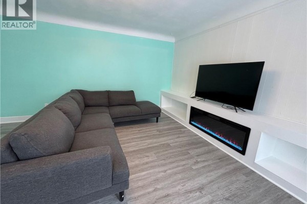 Bedroom - 118 Jacobson Avenue Unit# Upper, St  Catharines, ON L2T3A5 Photo 3