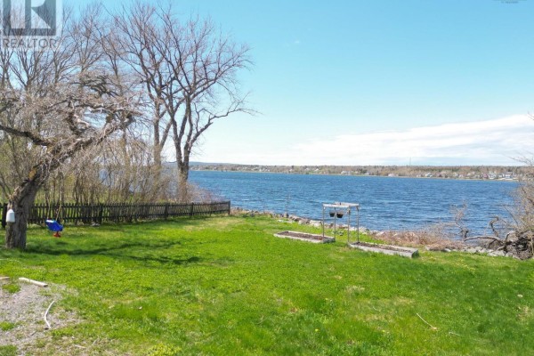118 Kings Road, Sydney, NS B1S1A1 Photo 3