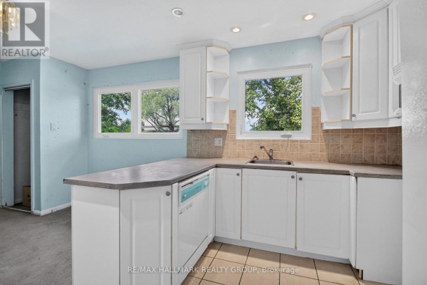 118 Knoxdale Road, Ottawa, ON, photo 3