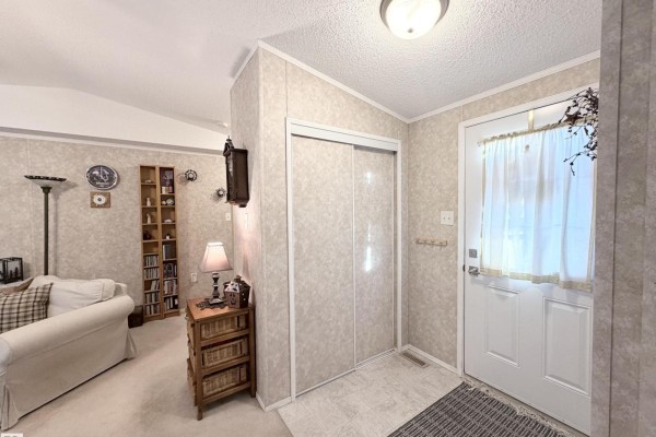 Kitchen - 118 Oak Wood Road Nw, Edmonton, AB T6P0A2 Photo 3