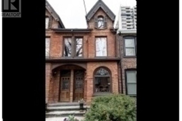 118 Seaton Street, Toronto