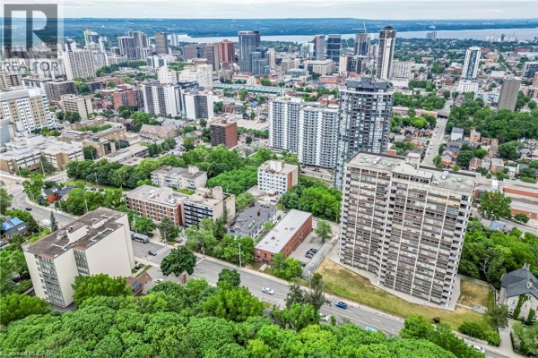 118 St. Joseph's Drive Unit# 303, Hamilton, ON, photo 3