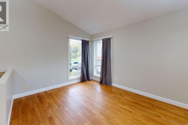 118 Wanyandi Avenue, Hinton, AB T7V1M6 Photo 5