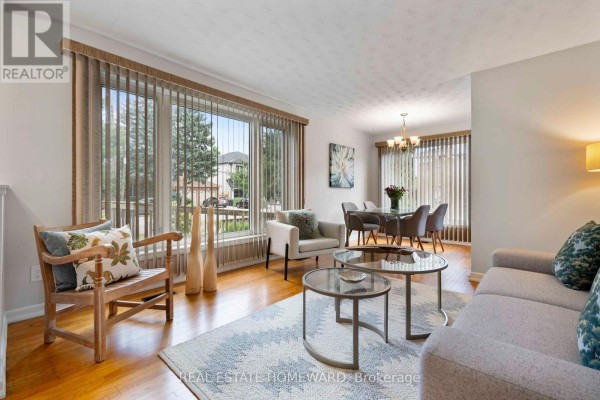 118 Zaph Avenue, Toronto, ON, photo 3