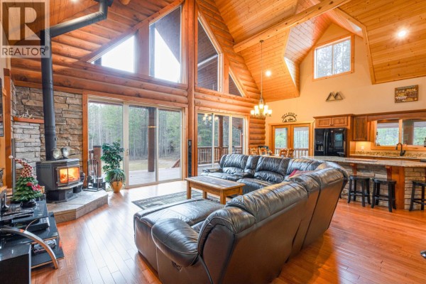 Bedroom 2 - 1180 Cranberry Lake Road, Valemount, BC V0E2Z0 Photo 4