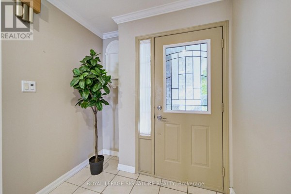 Primary Bedroom - 1180 Oriole Crescent, Innisfil, ON L9S2A9 Photo 5