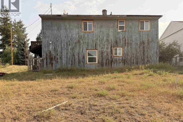 Mud room - 1181 N Third Avenue, Williams Lake, BC V2G1Y2 Photo 5