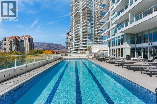 3pc Ensuite bath - 1181 Sunset Drive Unit# 807, Kelowna, BC V1Y0J5 Photo 4